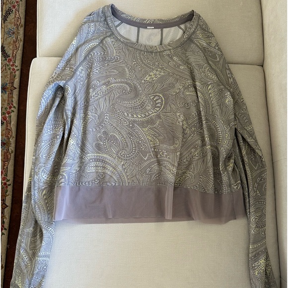 Lululemon Stripe In Stride Long Sleeve size 4 - Picture 3 of 7